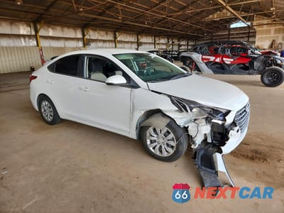 Czwarte zdjęcie samochodu z boku: 2022 HYUNDAI ACCENT SE VIN:3KPC24A64NE158289 - miniatura