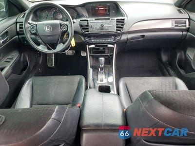 Zdjęcie 8 z 12 samochodu: 2016 HONDA ACCORD SPORT VIN:1HGCR2F55GA231919 - miniatura