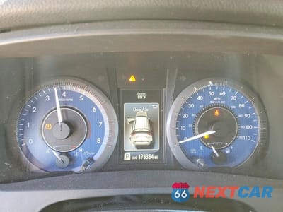 Zdjęcie 9 z 13 samochodu: 2015 TOYOTA SIENNA XLE PREMIUM 8-PASSENGER VIN:5TDYK3DC9FS550192 - miniatura