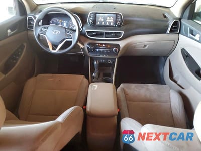 Zdjęcie 8 z 12 samochodu: 2020 HYUNDAI TUCSON SE VIN:KM8J23A43LU129537 - miniatura