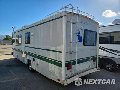 Trzecie zdjęcie samochodu z tyłu: 1990 FORD ECONOLINE E350 MOTOR HOME CHASSIS VIN:1FCKE33G8LHA49411 - miniatura