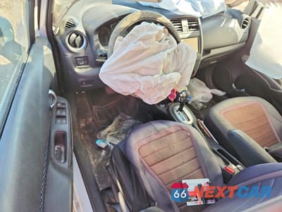 Zdjęcie 8 z 12 samochodu: 2019 NISSAN VERSA NOTE SV VIN:3N1CE2CP8KL355221 - miniatura