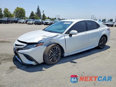 2019 TOYOTA CAMRY XSE 4T1B61HK5KU722011 - główne zdjęcie licytacji z USA - miniatura