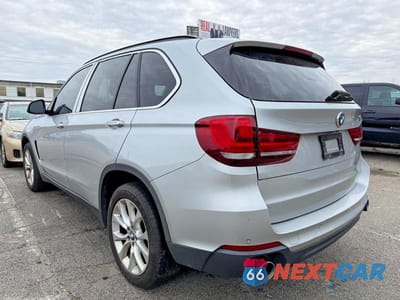 Trzecie zdjęcie samochodu z tyłu: 2016 BMW X5 SDRIVE35I VIN:5UXKR2C59G0R69371 - miniatura