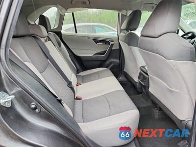 Zdjęcie 11 z 13 samochodu: 2021 TOYOTA RAV4 XLE VIN:2T3P1RFV2MC238146 - miniatura