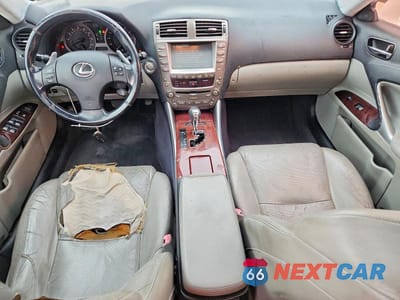 Zdjęcie 8 z 12 samochodu: 2007 LEXUS IS 250 VIN:JTHBK262975046767 - miniatura