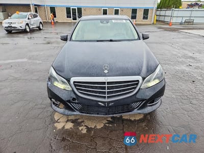 Piąte zdjęcie samochodu w środku: 2014 MERCEDES-BENZ E 350 4MATIC VIN:WDDHF8JB6EA794073 - miniatura