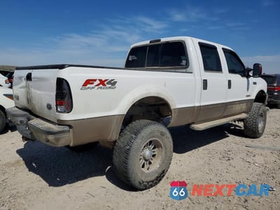 Trzecie zdjęcie samochodu z tyłu: 2004 FORD F350 SRW SUPER DUTY VIN:1FTSW31P54EE02433 - miniatura
