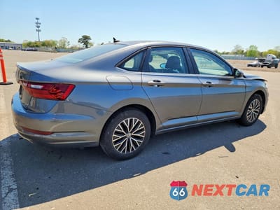 Trzecie zdjęcie samochodu z tyłu: 2021 VOLKSWAGEN JETTA S VIN:3VWC57BU8MM073267 - miniatura