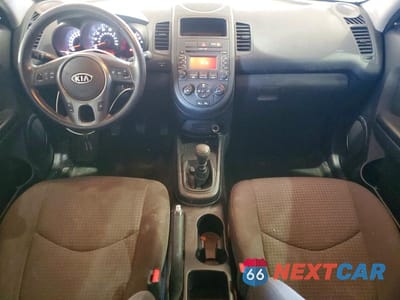 Zdjęcie 8 z 12 samochodu: 2012 KIA SOUL BASE VIN:KNDJT2A56C7439815 - miniatura