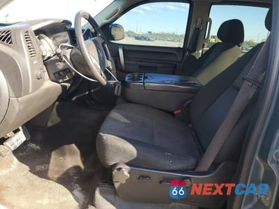 Zdjęcie 7 z 12 samochodu: 2011 GMC SIERRA K1500 SLE VIN:3GTP2VE36BG395809 - miniatura