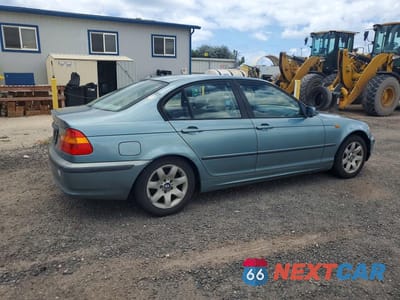 Trzecie zdjęcie samochodu z tyłu: 2005 BMW 325 I VIN:WBAEV33435KW19918 - miniatura