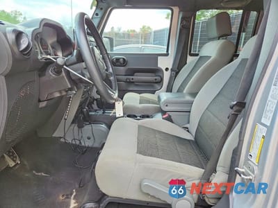 Zdjęcie 7 z 12 samochodu: 2010 JEEP WRANGLER UNLIMITED SPORT VIN:1J4BA3H11AL218110 - miniatura