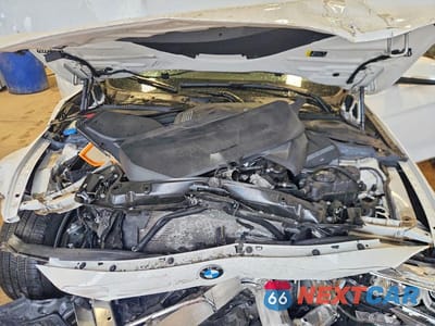 Zdjęcie 11 z 12 samochodu: 2018 BMW 330 XI VIN:WBA8D9G54JNU72569 - miniatura