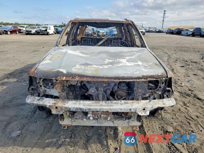 Piąte zdjęcie samochodu w środku: 2000 INFINITI QX4 BASE VIN:JNRAR07Y0YW075957 - miniatura