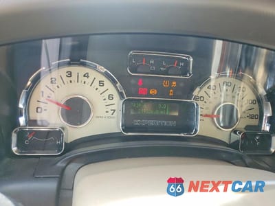 Zdjęcie 9 z 13 samochodu: 2014 FORD EXPEDITION XLT VIN:1FMJU1H56EEF04864 - miniatura