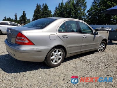 Trzecie zdjęcie samochodu z tyłu: 2004 MERCEDES-BENZ C 320 VIN:WDBRF64J54F509952 - miniatura