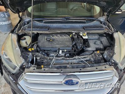 Zdjęcie 12 z 13 samochodu: 2017 FORD ESCAPE TITANIUM VIN:1FMCU9JD4HUD02401 - miniatura