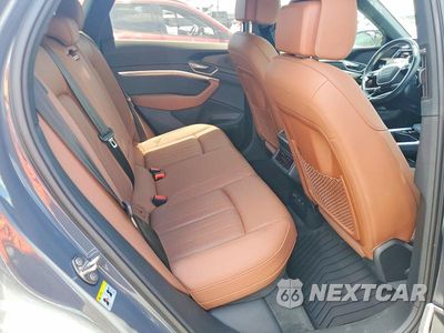 Zdjęcie 10 z 13 samochodu: 2024 AUDI Q8 E-TRON PREMIUM PLUS VIN:WA15AAGE3RB040594 - miniatura