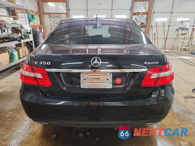 Zdjęcie 6 z 12 samochodu: 2010 MERCEDES-BENZ E 350 4MATIC VIN:WDDHF8HB8AA134701 - miniatura