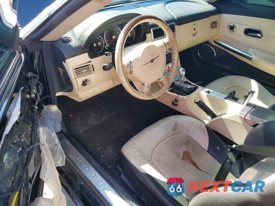 Zdjęcie 8 z 12 samochodu: 2005 CHRYSLER CROSSFIRE LIMITED VIN:1C3AN65LX5X058390 - miniatura
