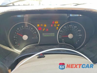 Zdjęcie 9 z 13 samochodu: 2006 FORD EXPLORER XLT VIN:1FMEU73E86UB74468 - miniatura