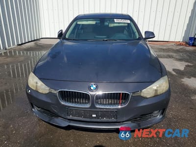 Piąte zdjęcie samochodu w środku: 2013 BMW 328 XI SULEV VIN:WBA3B5C57DF597742 - miniatura