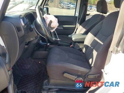 Zdjęcie 7 z 13 samochodu: 2013 JEEP WRANGLER SPORT VIN:1C4AJWAG9DL607678 - miniatura