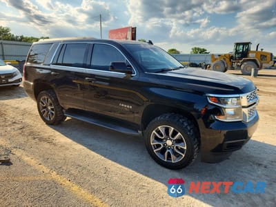 Czwarte zdjęcie samochodu z boku: 2015 CHEVROLET TAHOE K1500 LT VIN:1GNSKBKC0FR545889 - miniatura