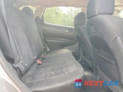 Zdjęcie 11 z 14 samochodu: 2010 NISSAN ROGUE S VIN:JN8AS5MVXAW145826 - miniatura
