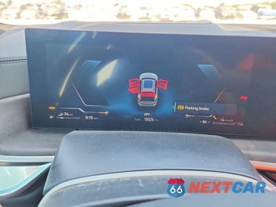 Zdjęcie 9 z 13 samochodu: 2025 BMW X5 XDRIVE50E VIN:5UX43EU04S9X54774 - miniatura