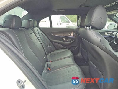 Zdjęcie 10 z 12 samochodu: 2020 MERCEDES-BENZ E 350 4MATIC VIN:WDDZF8EBXLA756454 - miniatura