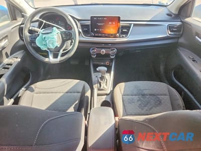 Zdjęcie 8 z 12 samochodu: 2021 KIA RIO S VIN:3KPA24AD5ME430630 - miniatura