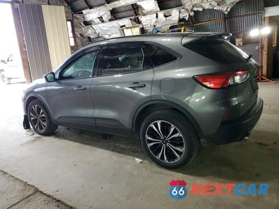 Drugie zdjęcie samochodu z przodu: 2022 FORD ESCAPE SE VIN:1FMCU9G6XNUB65260 - miniatura