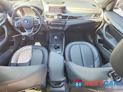 Zdjęcie 8 z 14 samochodu: 2017 BMW X1 XDRIVE28I VIN:WBXHT3C36H5F85477 - miniatura