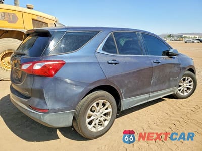 Trzecie zdjęcie samochodu z tyłu: 2018 CHEVROLET EQUINOX LT VIN:3GNAXSEV1JS636802 - miniatura