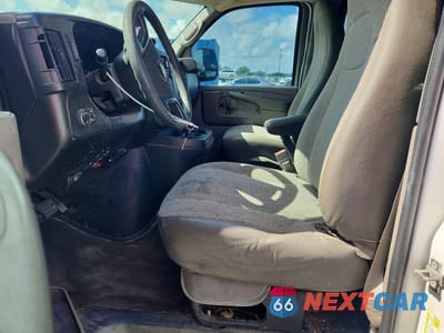 Zdjęcie 7 z 13 samochodu: 2015 CHEVROLET EXPRESS G3500 LT VIN:1GAZG1FGXF1123958 - miniatura