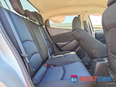 Zdjęcie 10 z 12 samochodu: 2019 TOYOTA YARIS L VIN:3MYDLBYV4KY519129 - miniatura