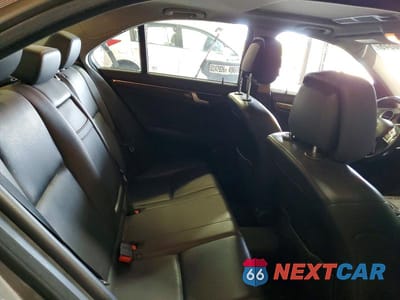 Zdjęcie 10 z 12 samochodu: 2013 MERCEDES-BENZ C 300 4MATIC VIN:WDDGF8ABXDR247223 - miniatura