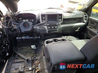 Zdjęcie 8 z 14 samochodu: 2024 RAM 3500 TRADESMAN VIN:3C63RRGL0RG362613 - miniatura