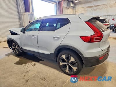 Drugie zdjęcie samochodu z przodu: 2025 VOLVO XC40 PLUS VIN:YV4L12UE5S2563481 - miniatura