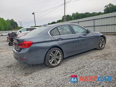 Trzecie zdjęcie samochodu z tyłu: 2017 BMW 330 I VIN:WBA8B9G37HNU54906 - miniatura