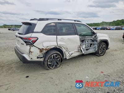 Trzecie zdjęcie samochodu z tyłu: 2025 SUBARU FORESTER PREMIUM VIN:JF2SLSED7SH407987 - miniatura