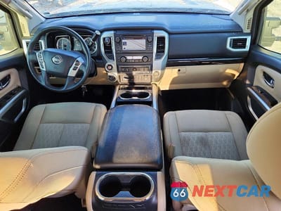 Zdjęcie 8 z 12 samochodu: 2016 NISSAN TITAN VIN:1N6BA1F42GN506123 - miniatura