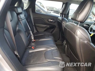 Zdjęcie 10 z 12 samochodu: 2019 JEEP CHEROKEE LATITUDE PLUS VIN:1C4PJMLB4KD391326 - miniatura