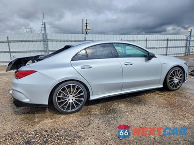 Trzecie zdjęcie samochodu z tyłu: 2022 MERCEDES-BENZ CLA AMG 35 4MATIC VIN:W1K5J5BB5NN302740 - miniatura