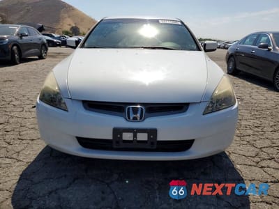 Piąte zdjęcie samochodu w środku: 2005 HONDA ACCORD LX VIN:JHMCM56465C004888 - miniatura