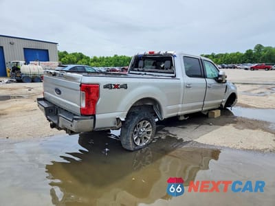Trzecie zdjęcie samochodu z tyłu: 2019 FORD F250 SUPER DUTY VIN:1FT7W2B68KEE19438 - miniatura