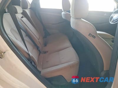 Zdjęcie 10 z 12 samochodu: 2020 HYUNDAI TUCSON SE VIN:KM8J23A43LU129537 - miniatura