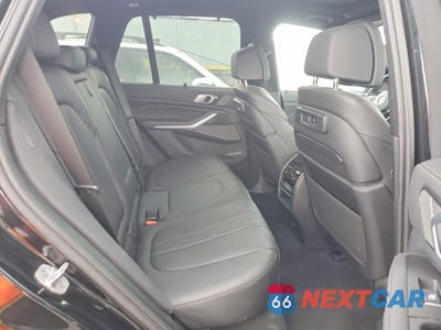 Zdjęcie 10 z 12 samochodu: 2023 BMW X5 M50I VIN:5UXJU4C0XP9R02073 - miniatura
